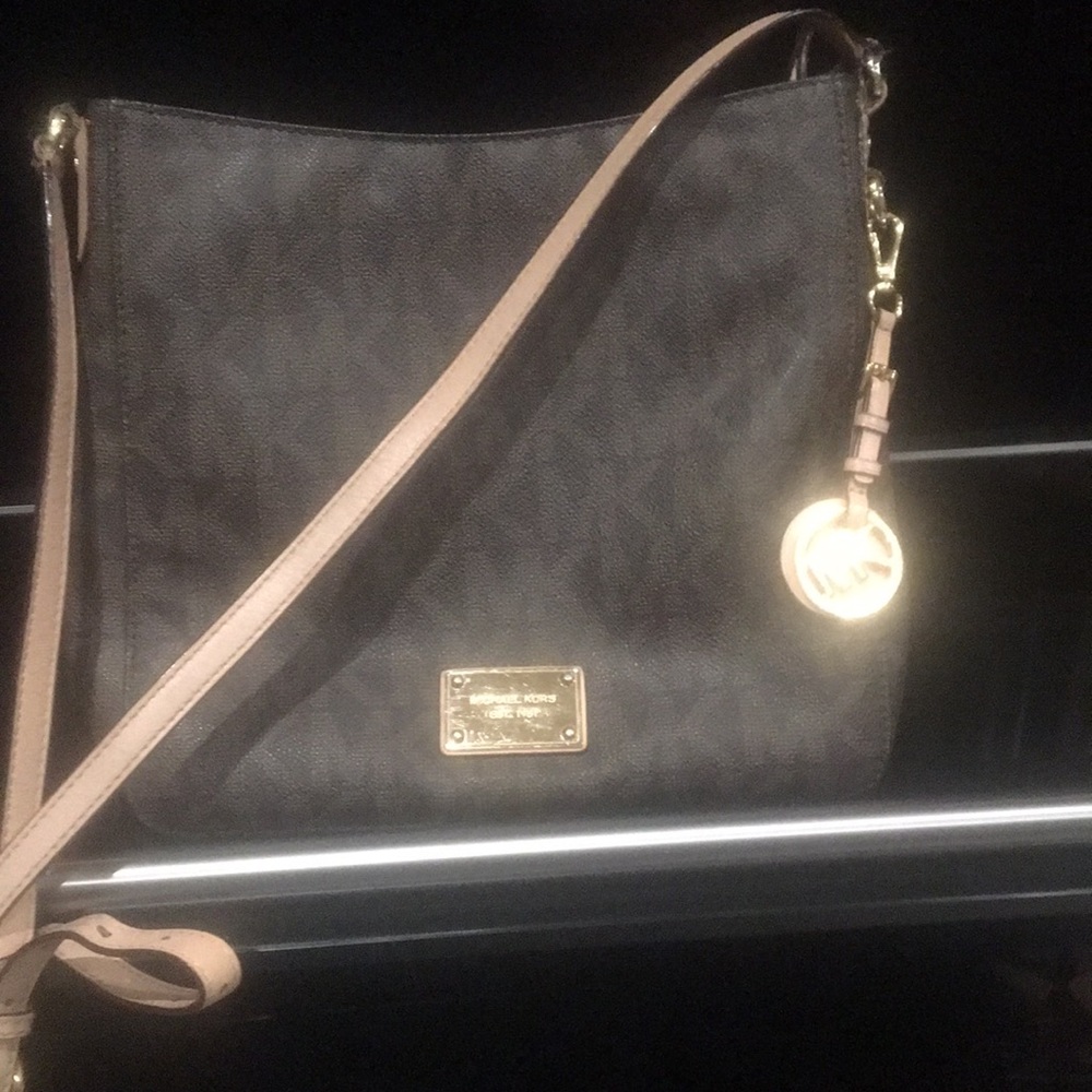 Michael Kors crossbody purse